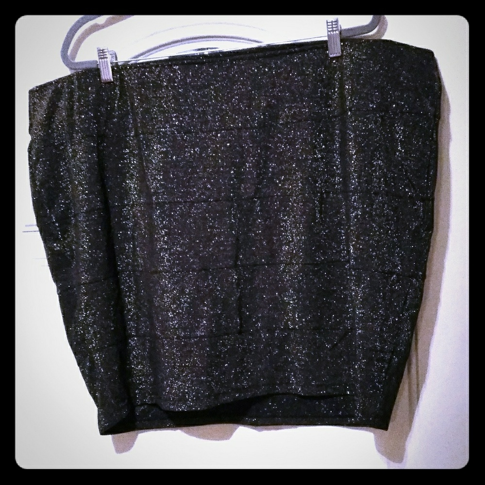 ❤️ TORRID Black Sparkle Mini Skirt sz 4x ❤️